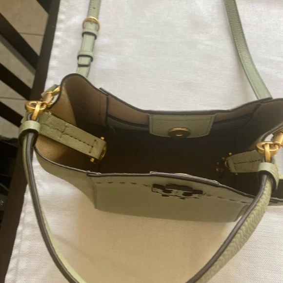 Tory Burch light green (Pine Frost) Crossbody Bag with matching wallet - Picture 12 of 16